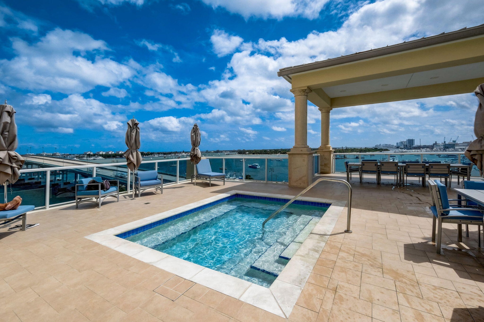 34-web-or-mls-96-web-or-mls-Lake Shore D