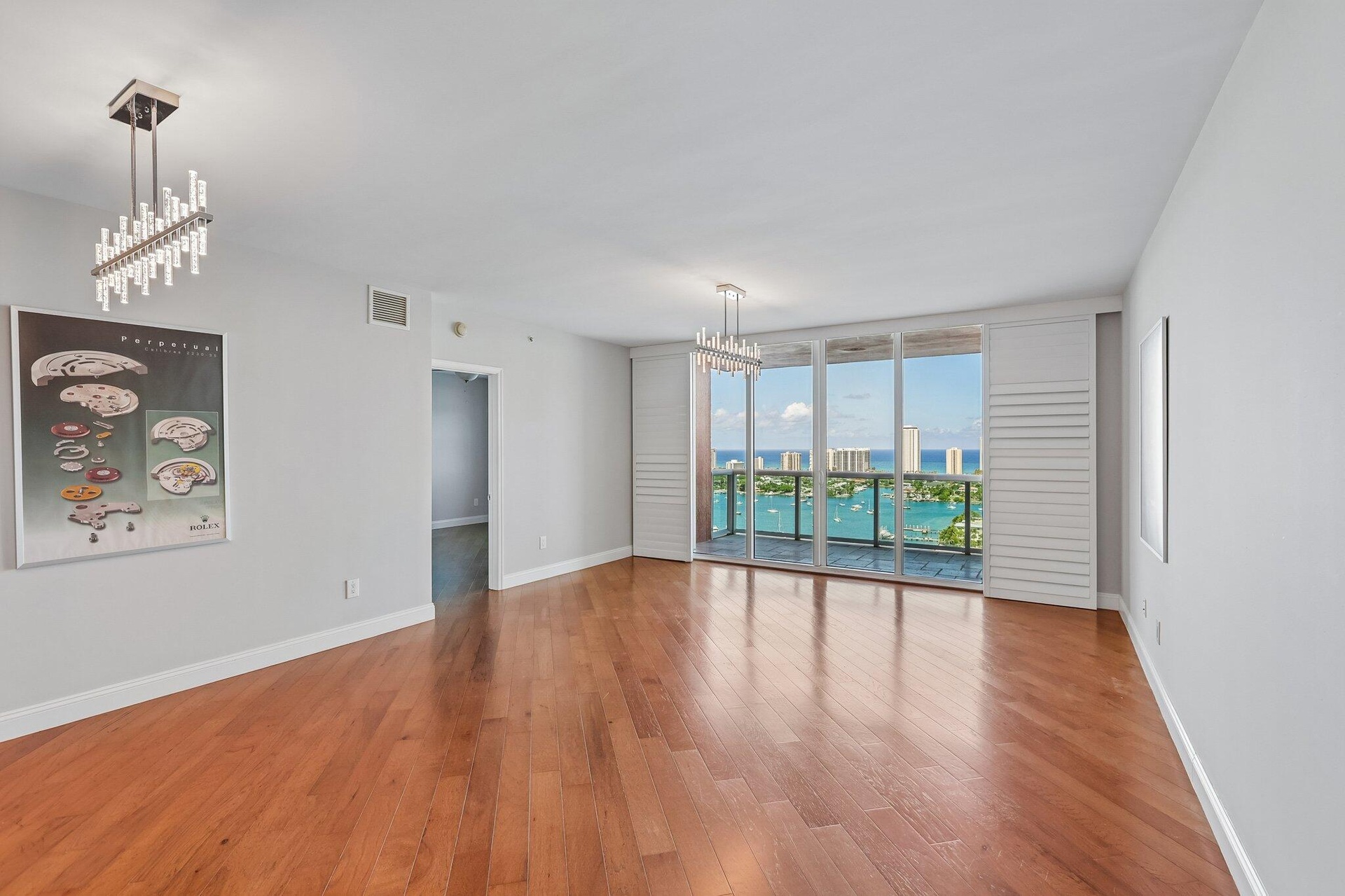 6-web-or-mls-Lake Shore Dr 2508-S2105-00