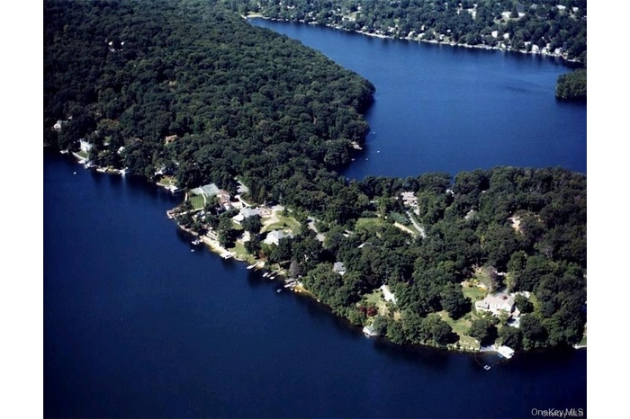 Kirk Lake and Lake Mahopac