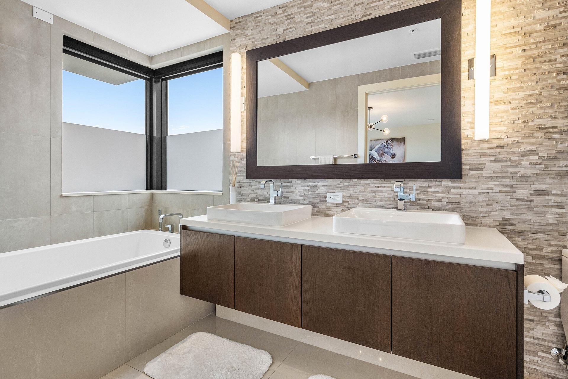 021-3030NorthOceanBoulevard-S101-FortLau