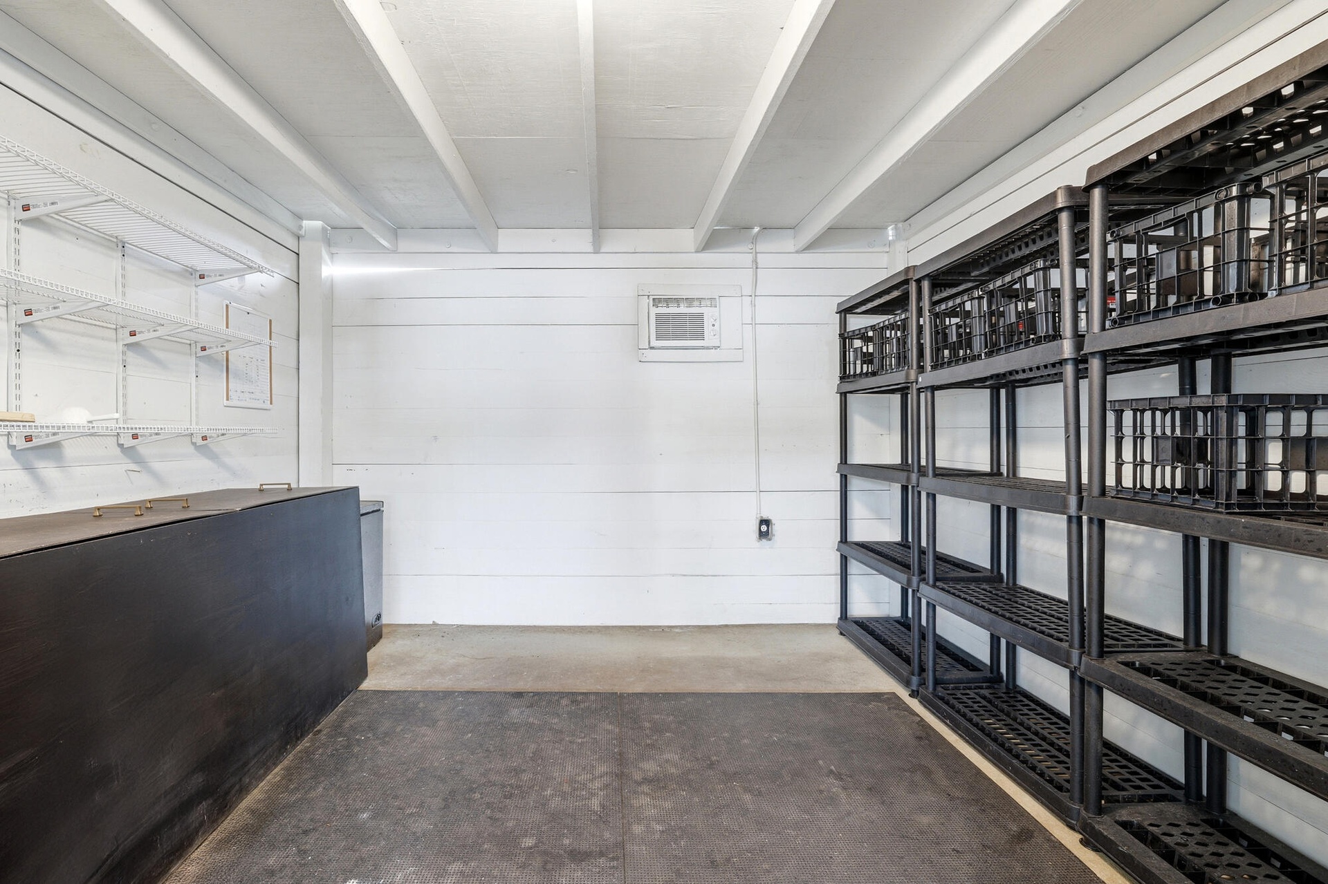 Feeding Room