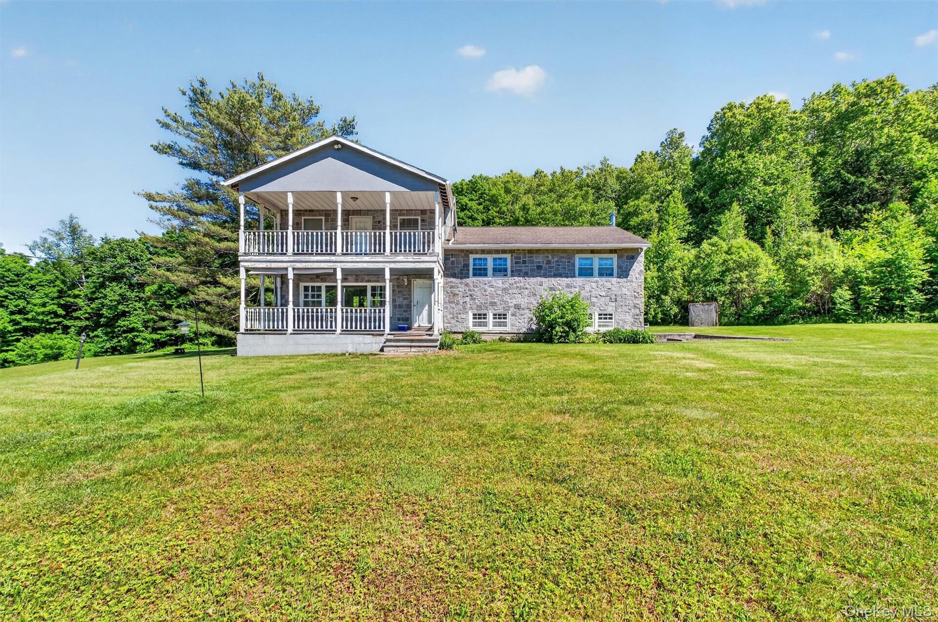 Front view of 29 Bowen Court