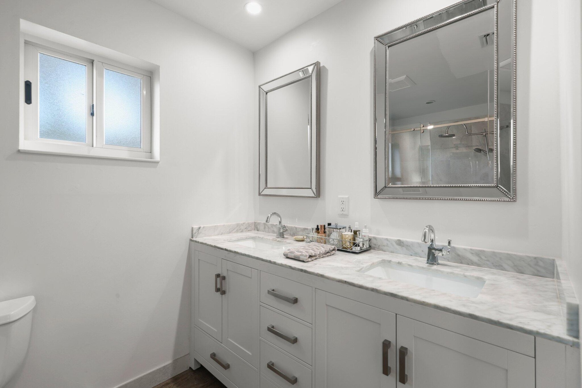 4141 Northeast 22nd Terrace - 34.jpg-SMA