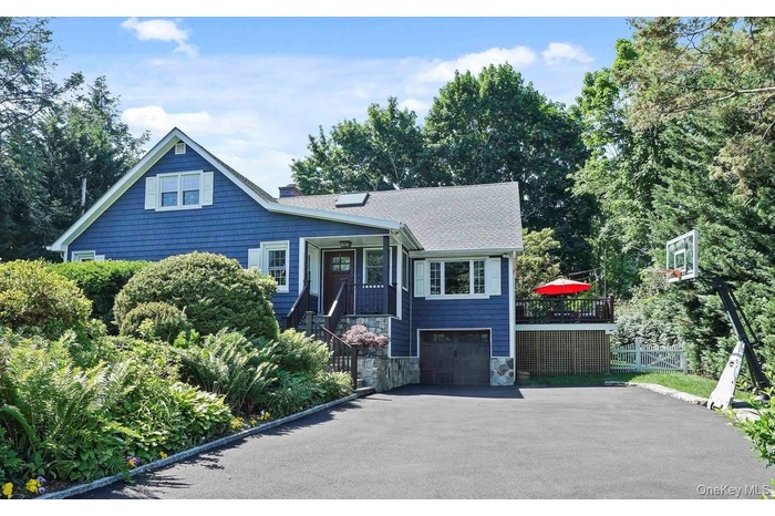 Welcome to 4 McKinley Place a 4 bedroom / 3 bath Cape located in the town of Ardsley ,NY with award winning schools .