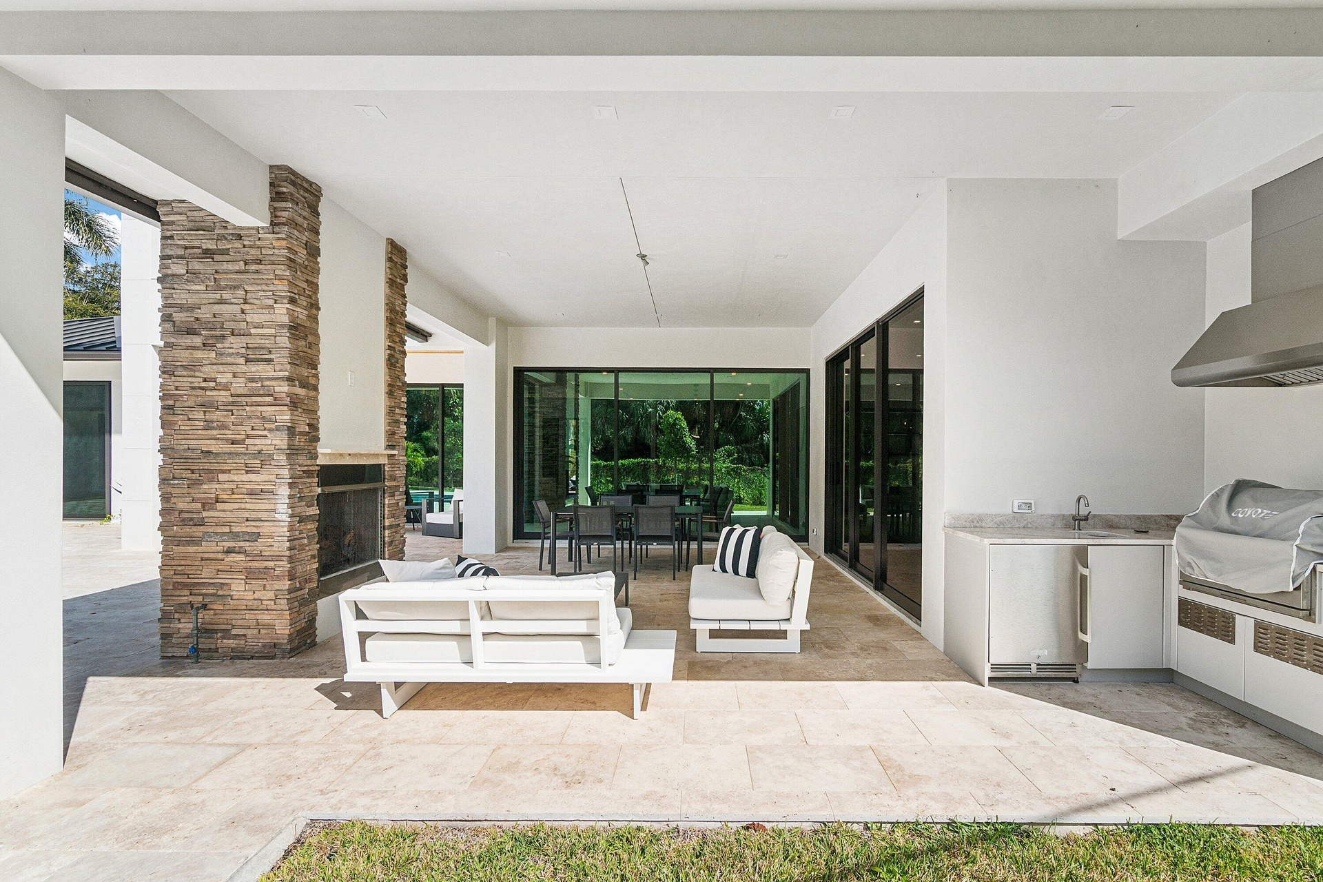 036-3100PalmDrive-DelrayBeach-FL-33483-S