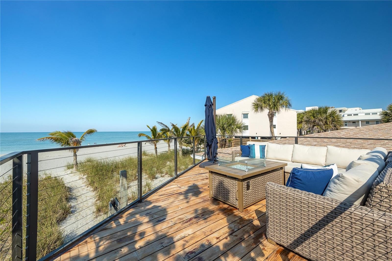 upper deck view of beach