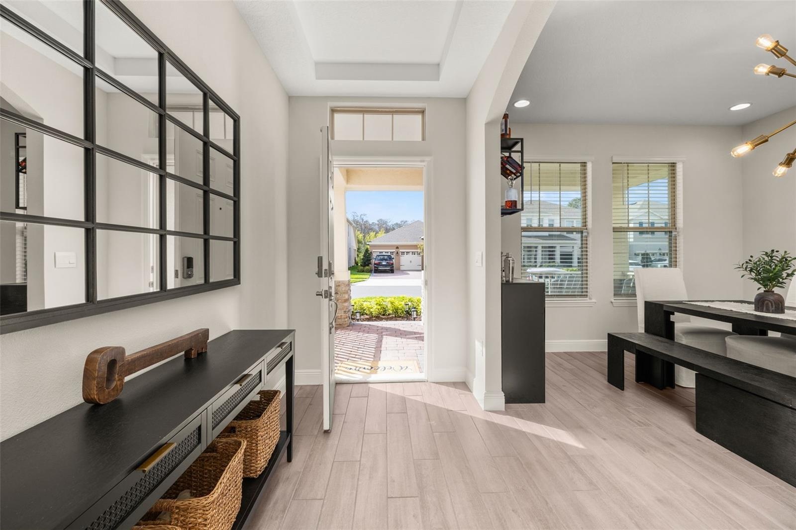Grand entrance with tray ceiling