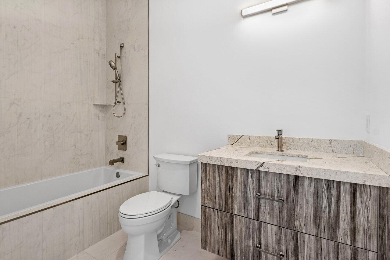 135-3100PalmDrive-DelrayBeach-FL-33483-S