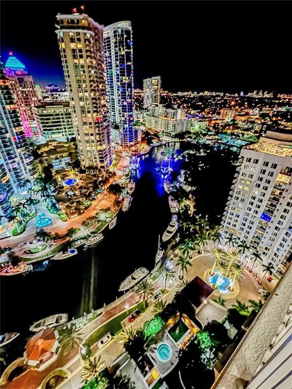 NIGHT VIEW WG