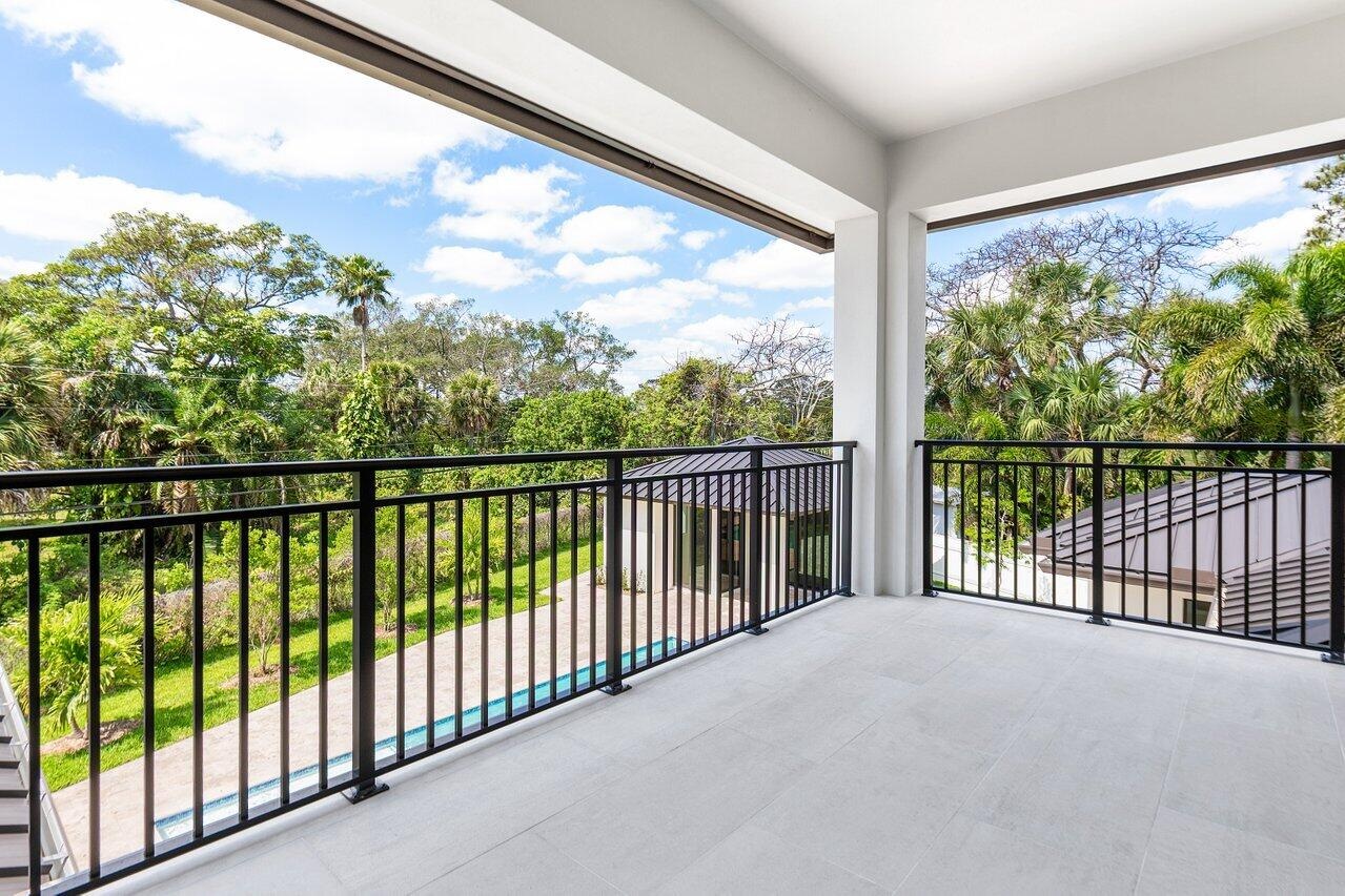 136-3100PalmDrive-DelrayBeach-FL-33483-S