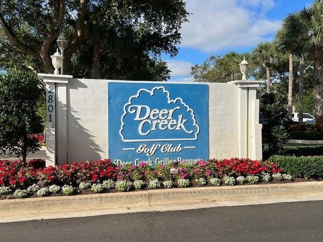 DEERFIELD_Beach Sign