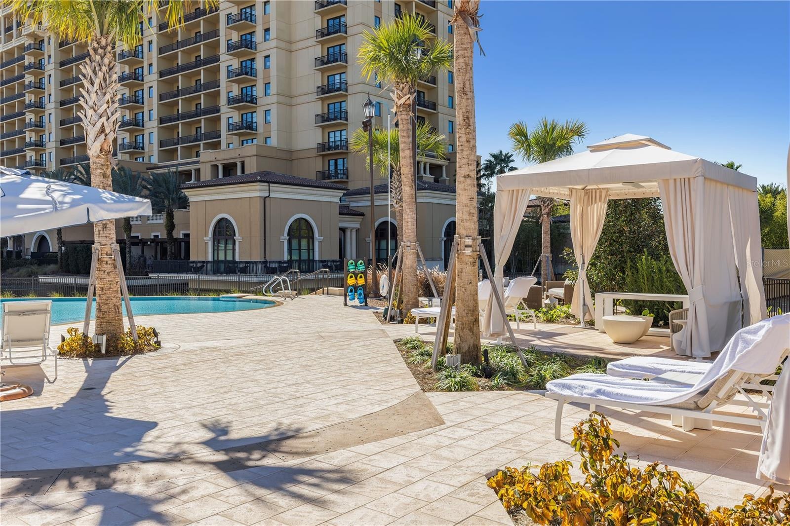Florian Park Amenities: Perfectly situated between the luxe residences and boutique homes will be a lakeside oasis, featuring the pool and spa, rejuve