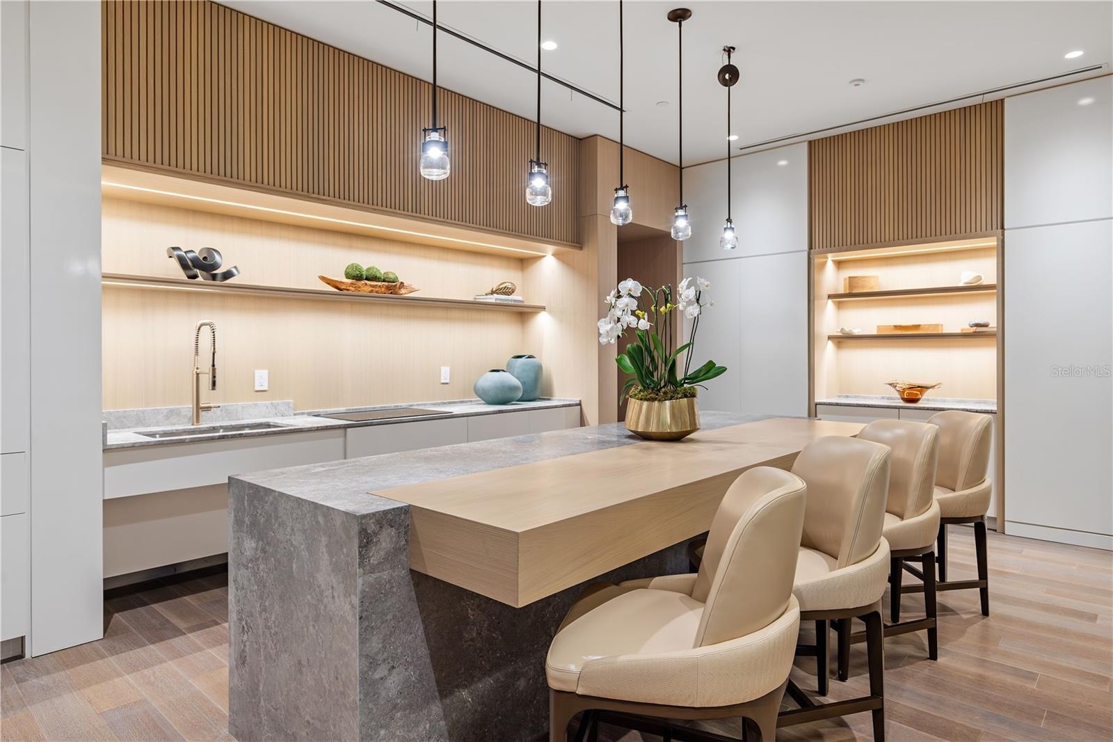 Florian Park Amenities: A Welcomed Arrival. The stage is set for your much-anticipated entrance. A porte-cochere will lead to the open-air lobby, staf