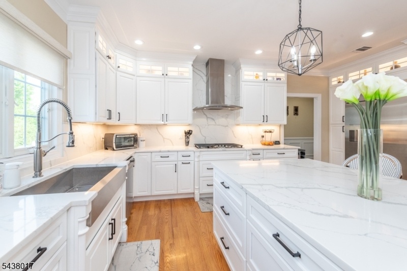 Beautiful Modern Kitchen