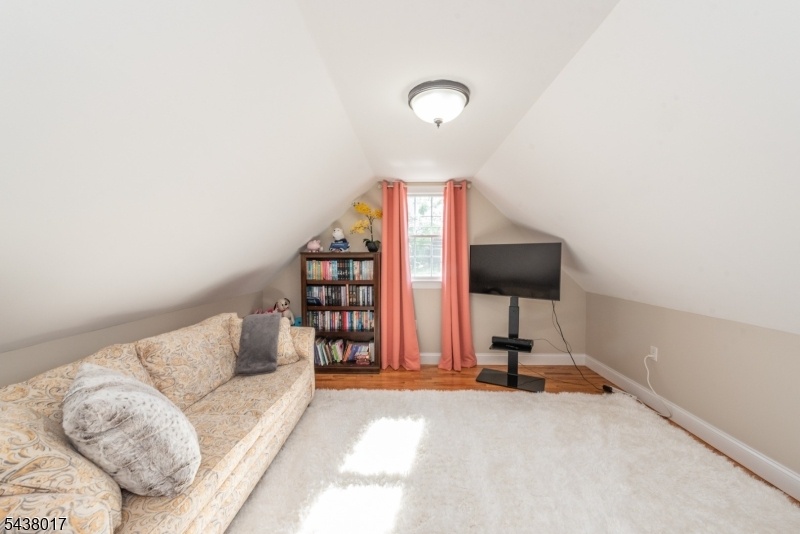Bonus Room off 4th Bdrm