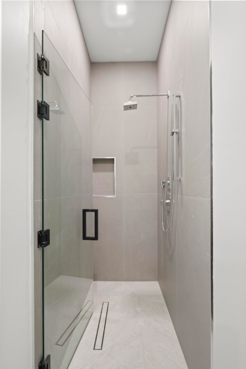 6676 Northwest 66th Way - 52.jpg-FULL