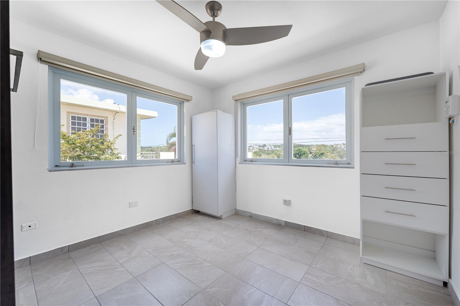 Second Unit ( Second Level ) Room