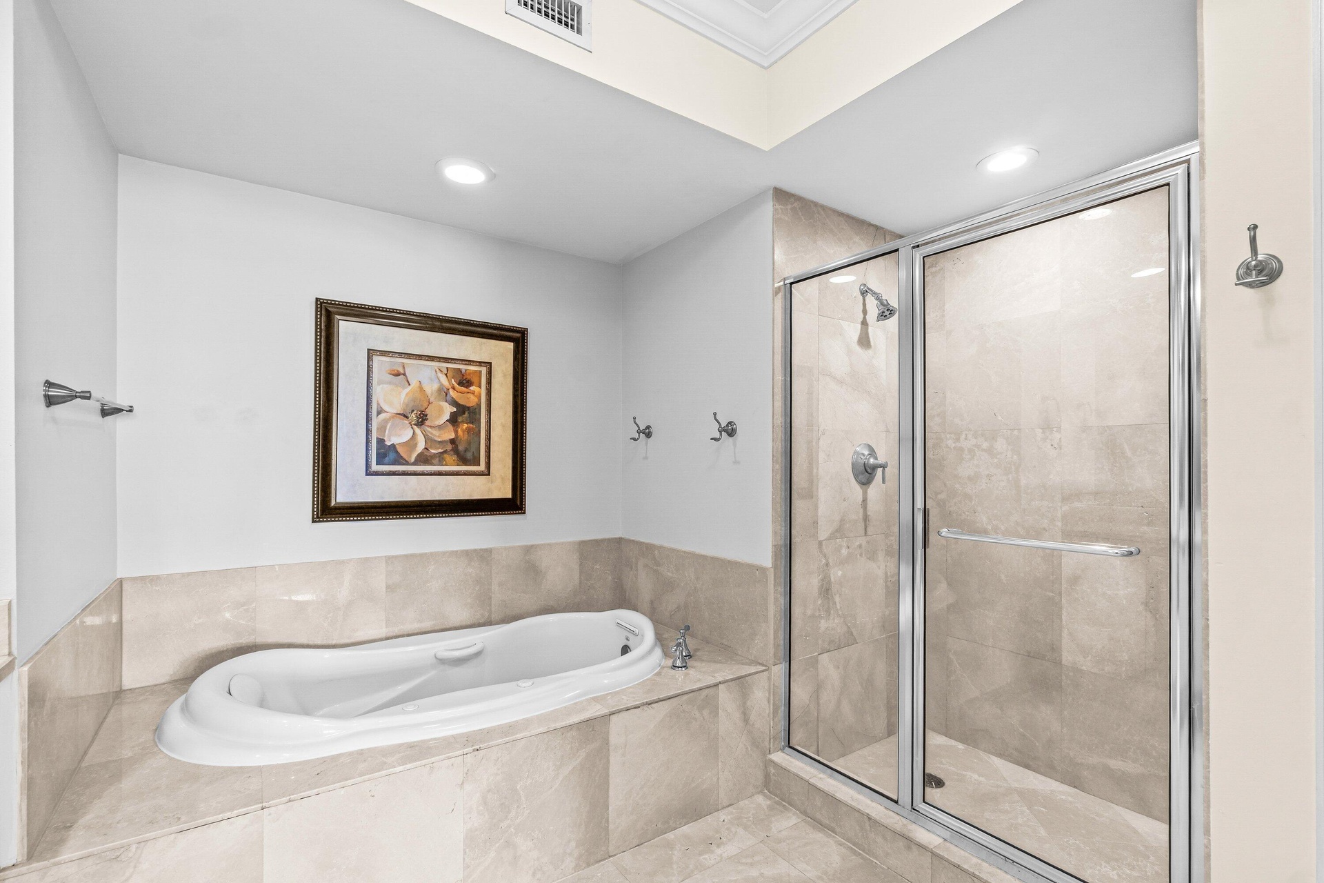 jacuzzi jet tub / shower