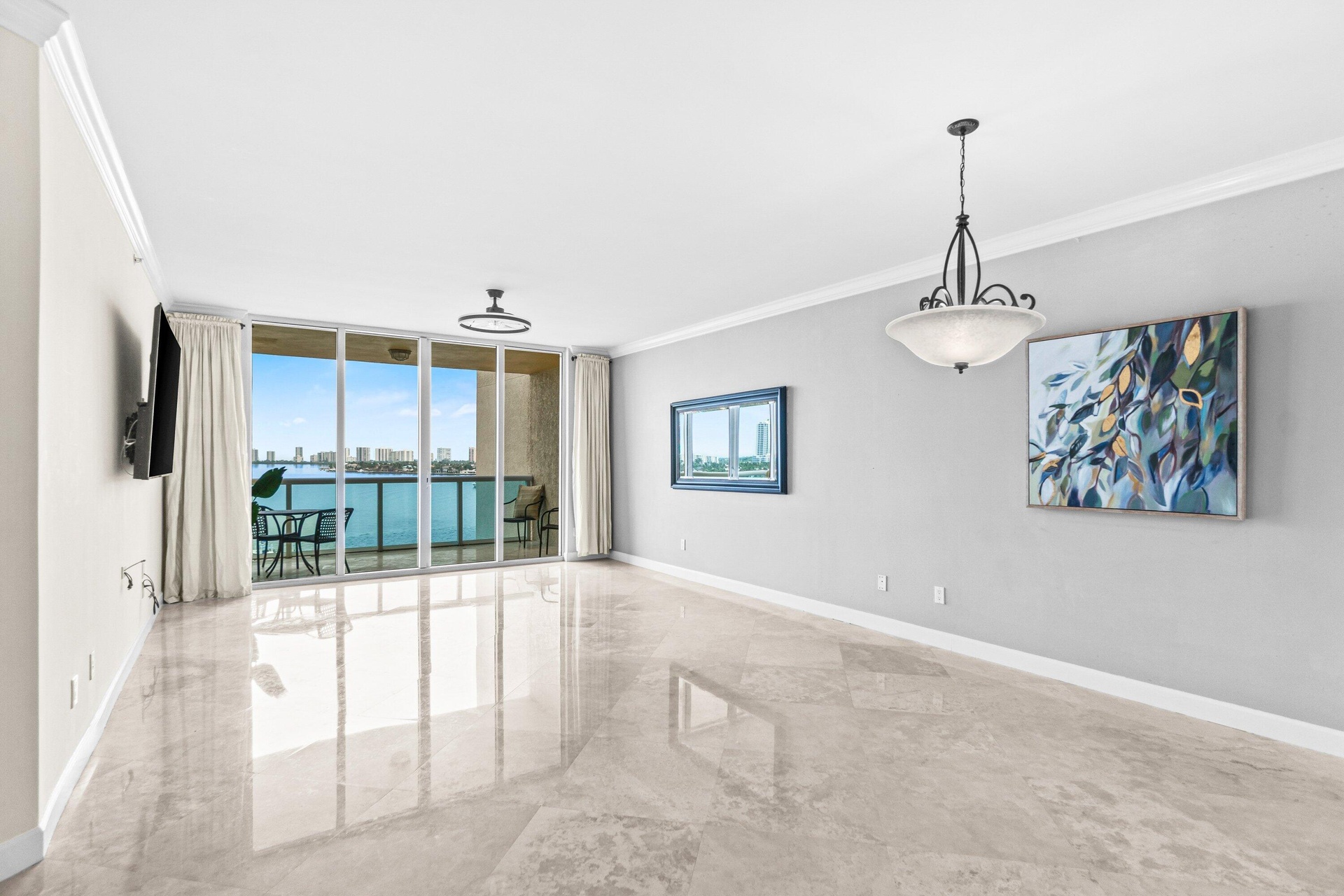 Open Living Area