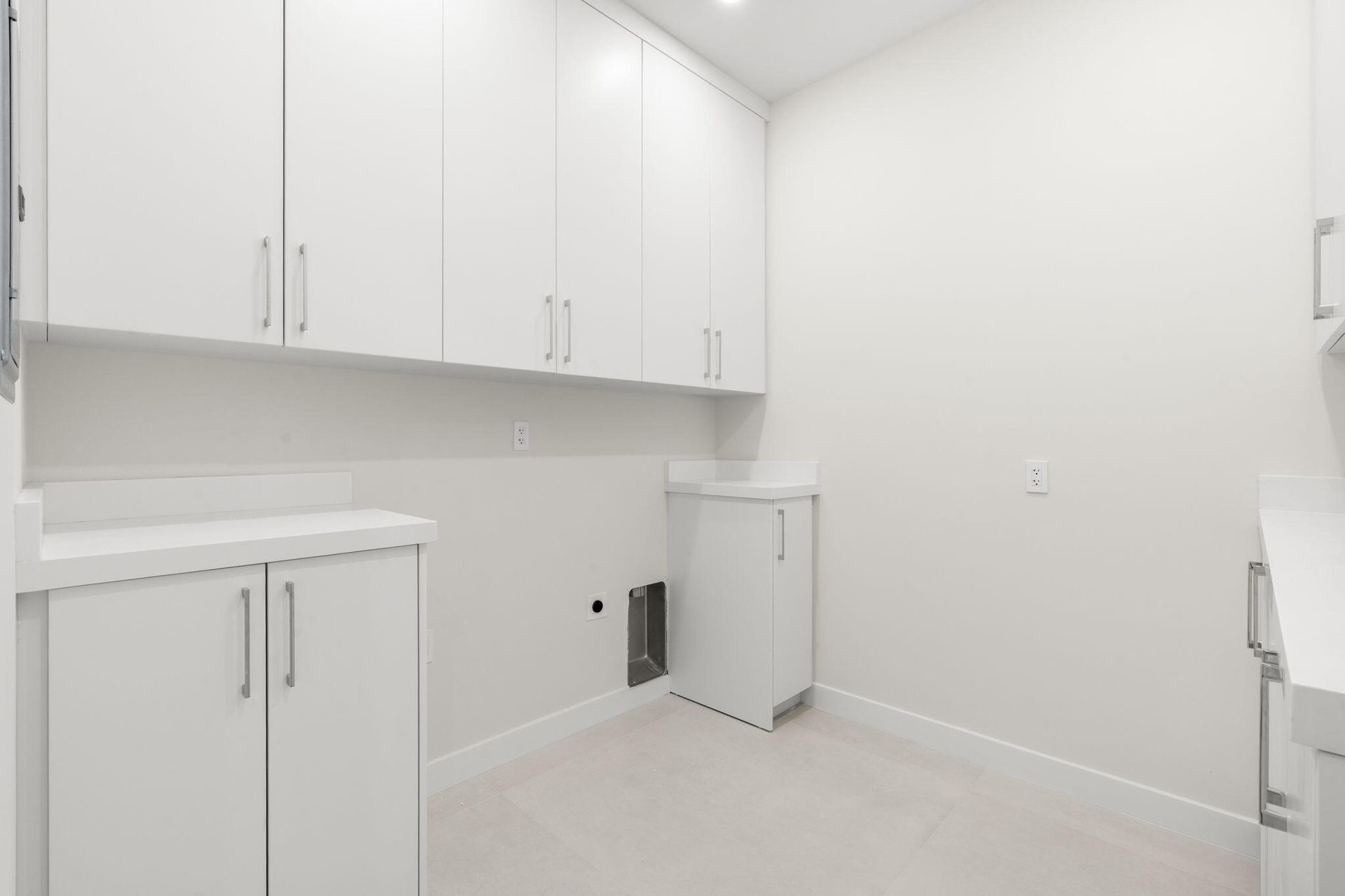 46-web-or-mls-2406 NE 13th Ct Fort Laude