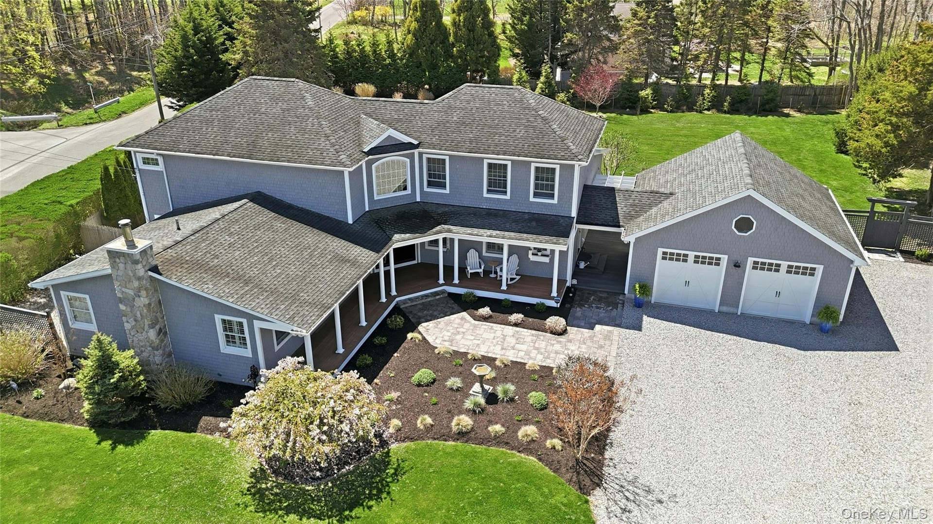 Welcome to 25 Lighthouse Road!