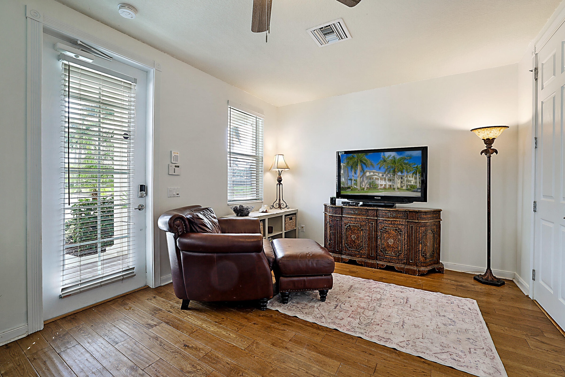 3414 W Mallory Blvd -8
