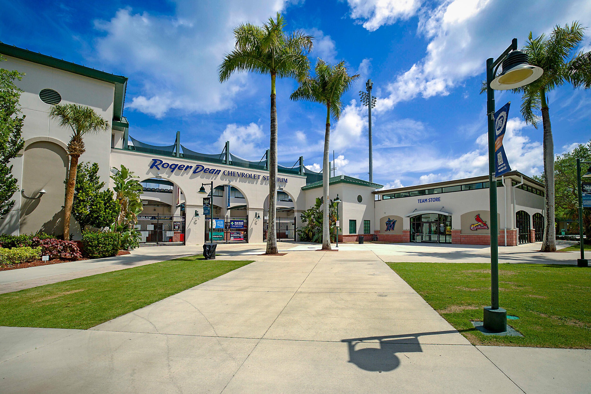 3414 W Mallory Blvd -76