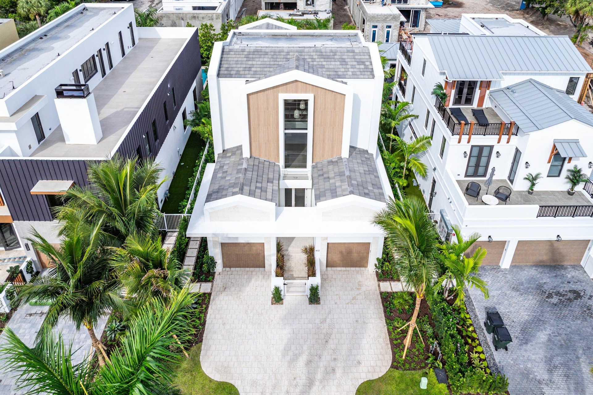 020-812PalmTrail-DelrayBeach-FL-33483-SM