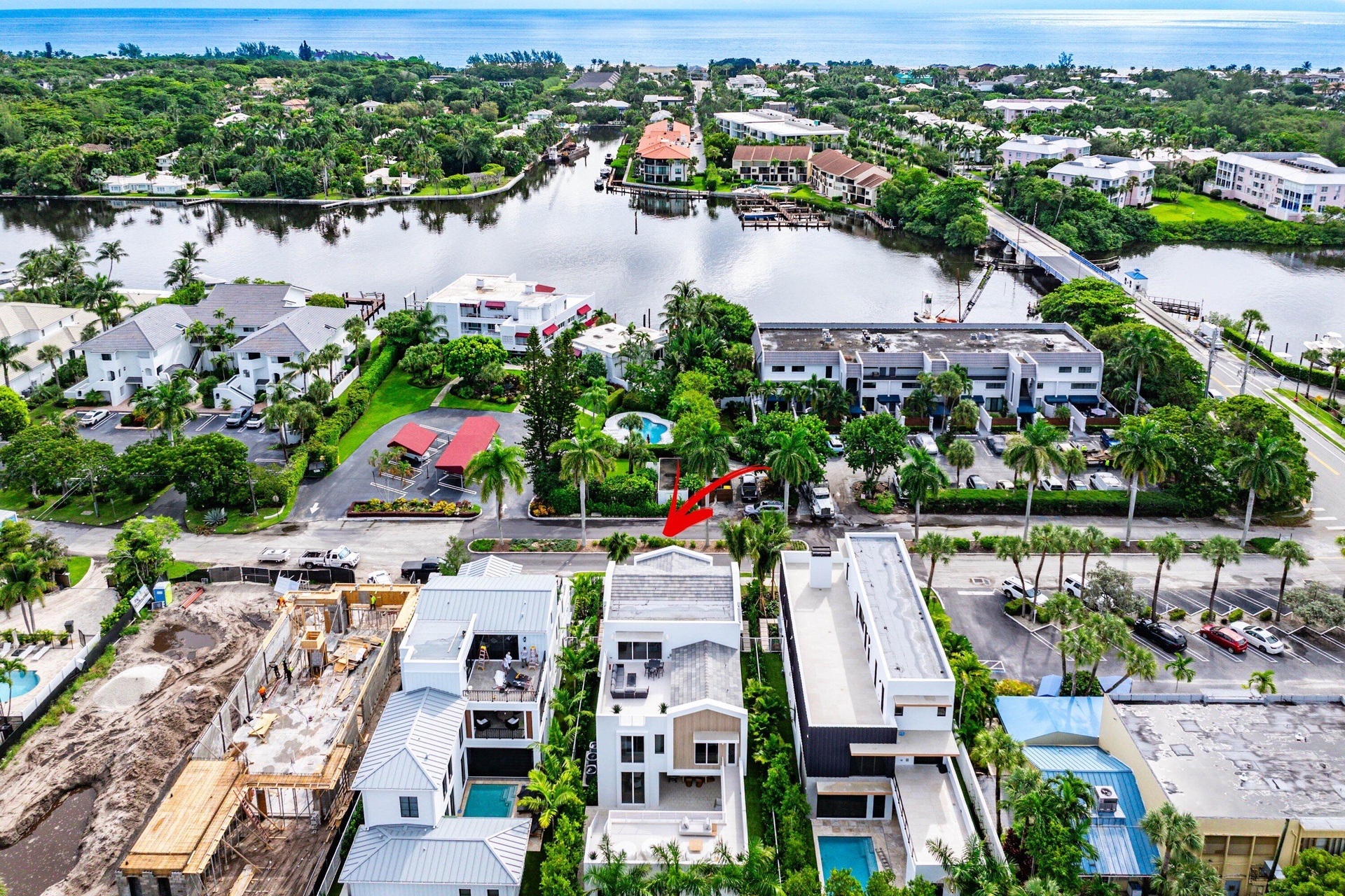 027-812PalmTrail-DelrayBeach-FL-33483-SM