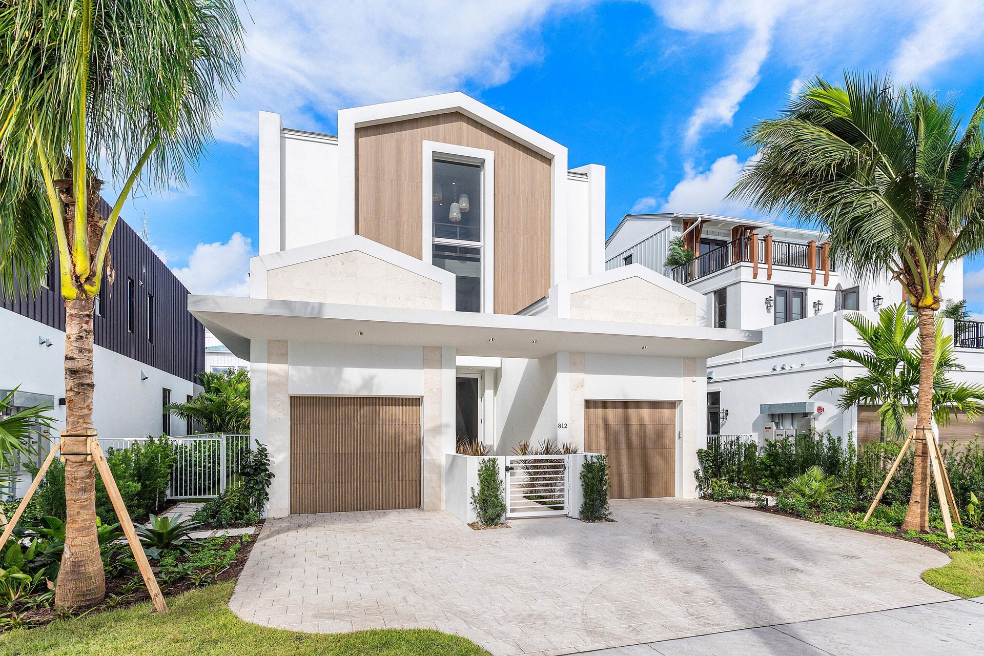 002-812PalmTrail-DelrayBeach-FL-33483-SM