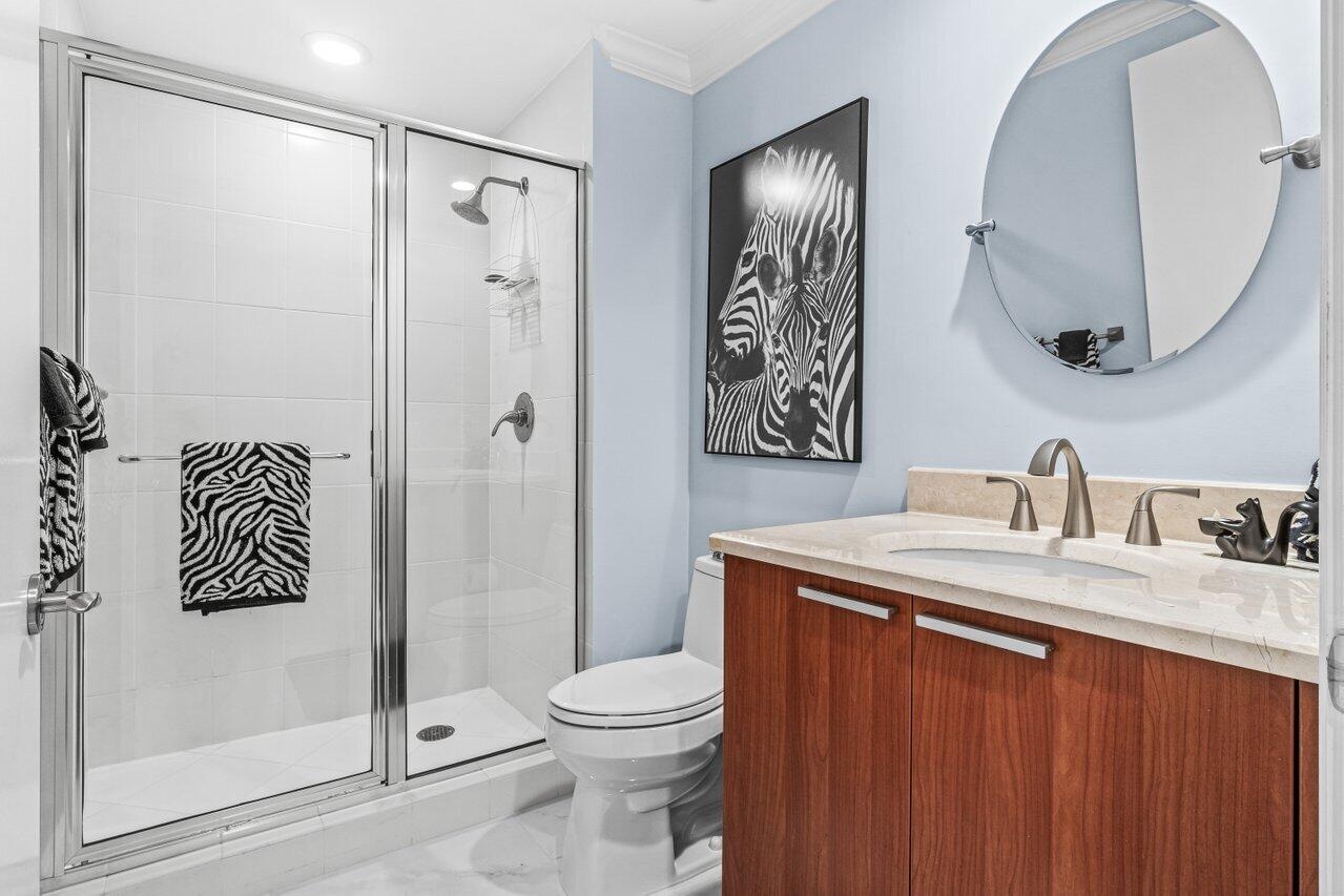 Guest #1 Ensuite Bath