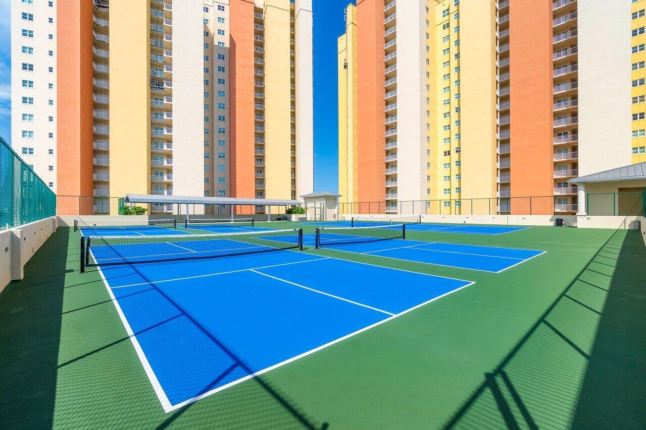 pickleball and tennis
