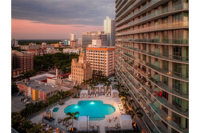Residences at 400 Central