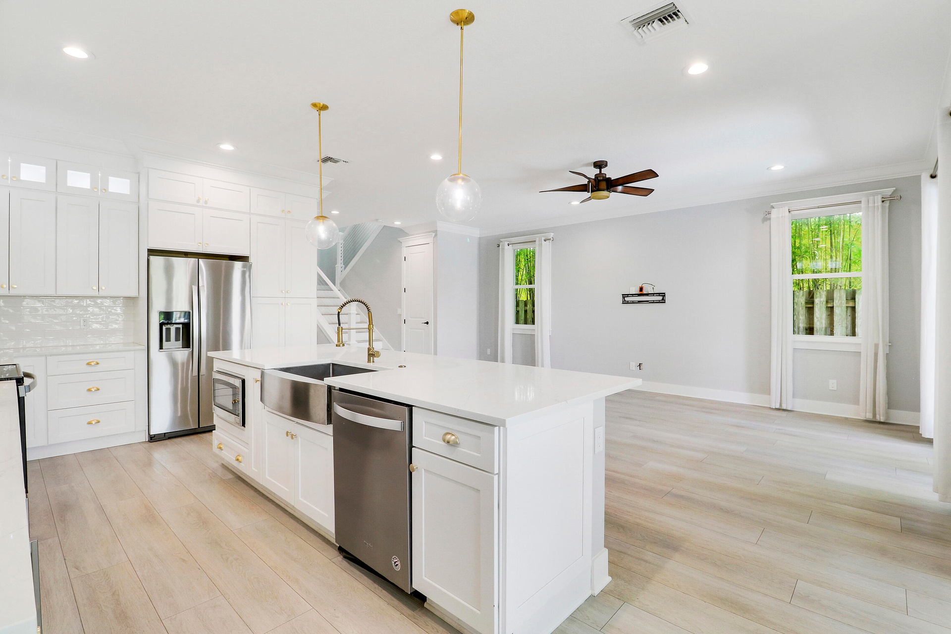 kitchen/living