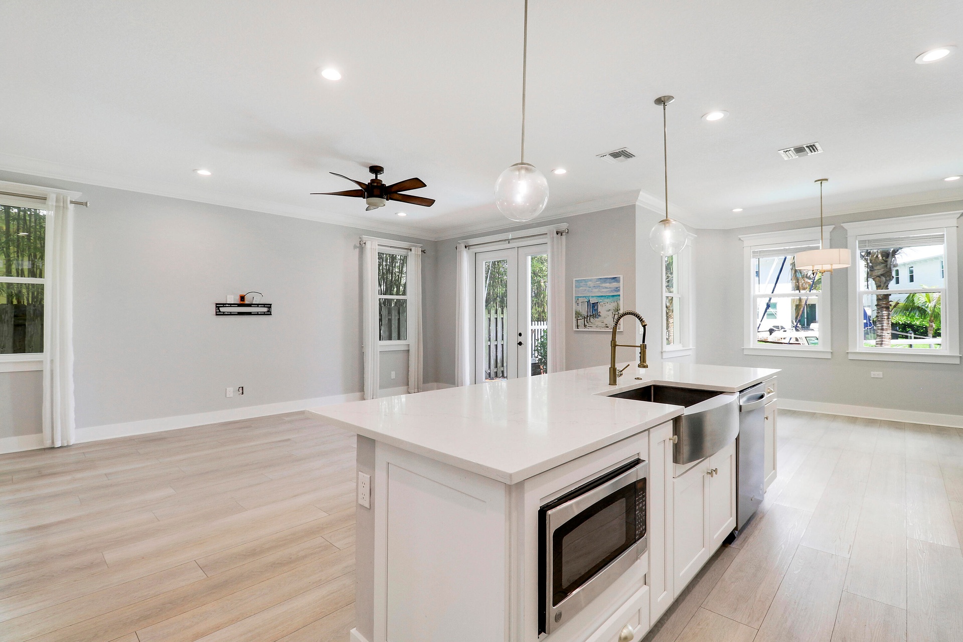 kitchen/living
