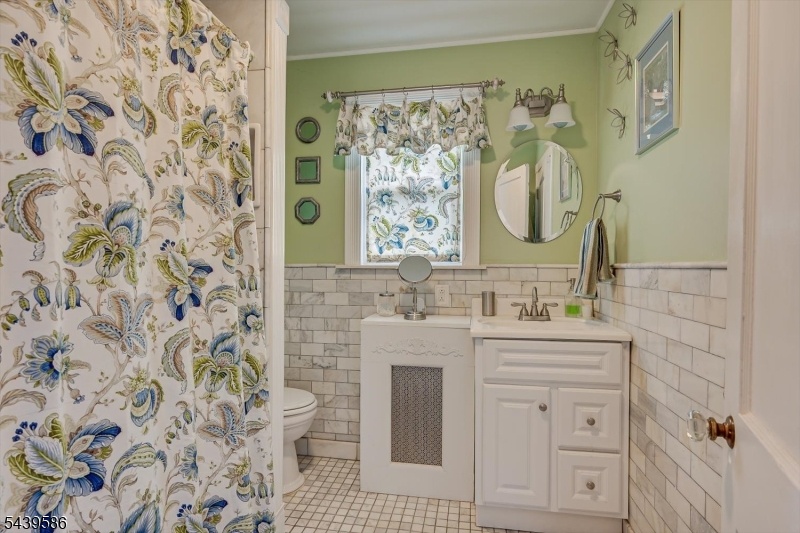 Main Bathroom on 2nd Floor