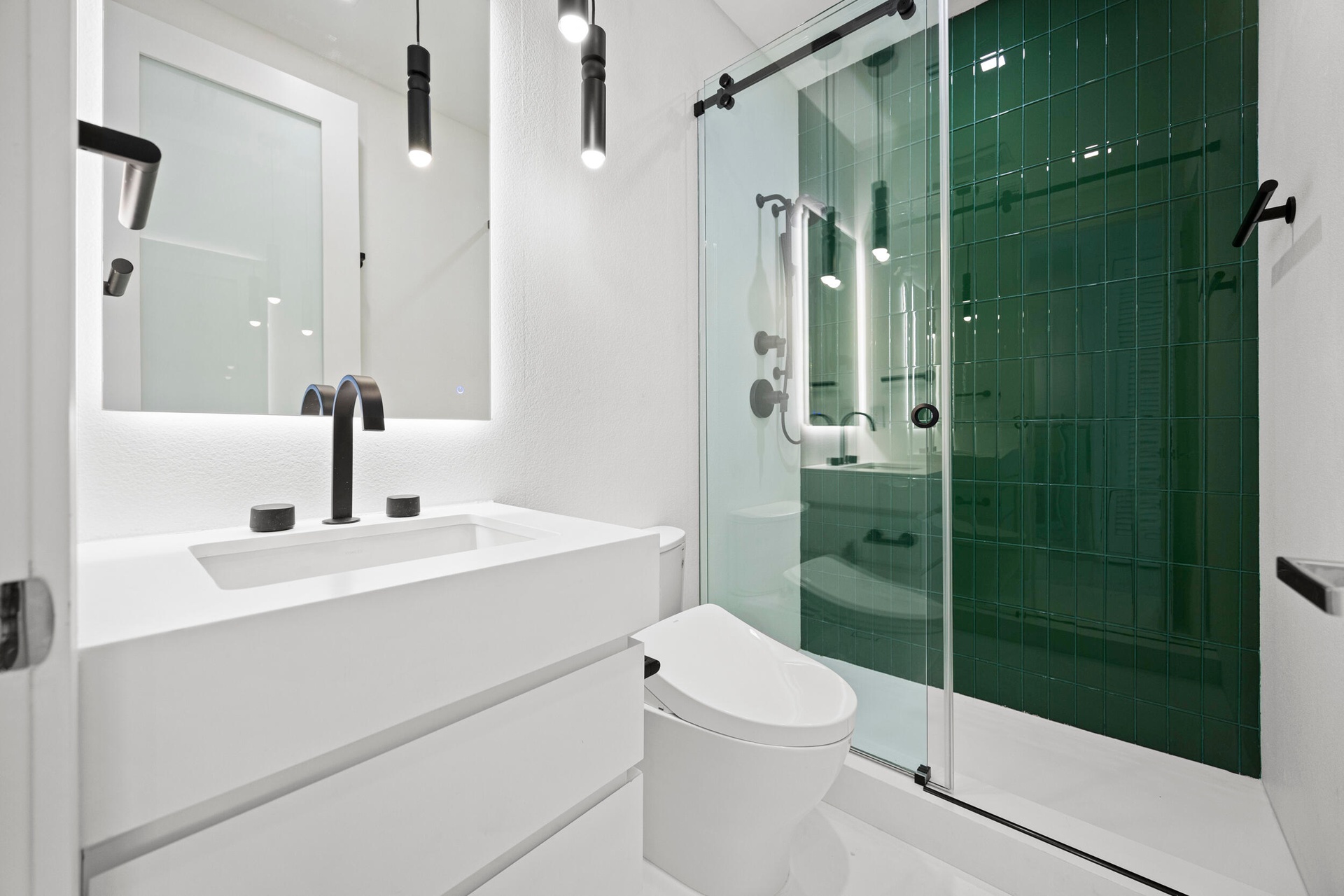 3rd Floor Guest Bathroom