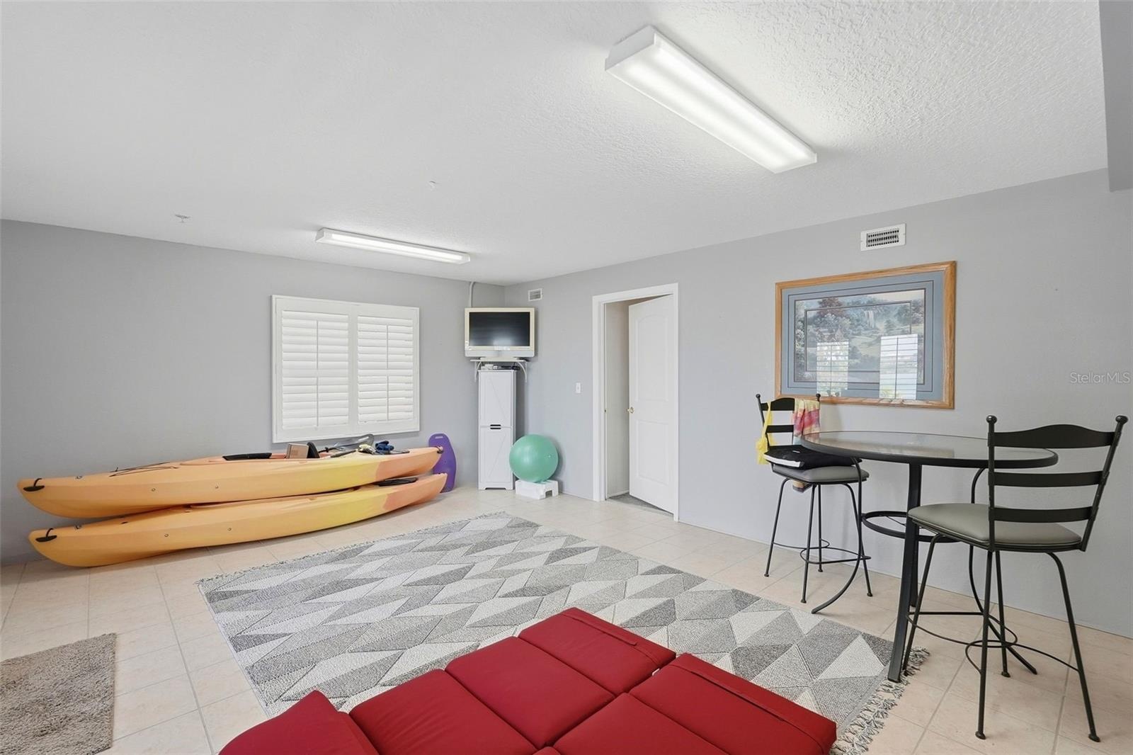 Climate-controlled bonus room on ground level