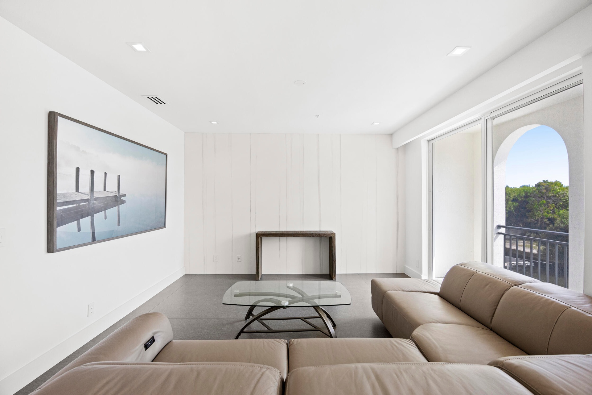 2nd Floor Living Room