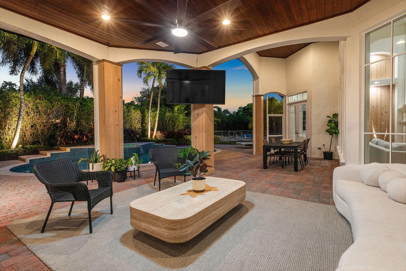 2310_West_Silver_Palm_Road_Dusk_11