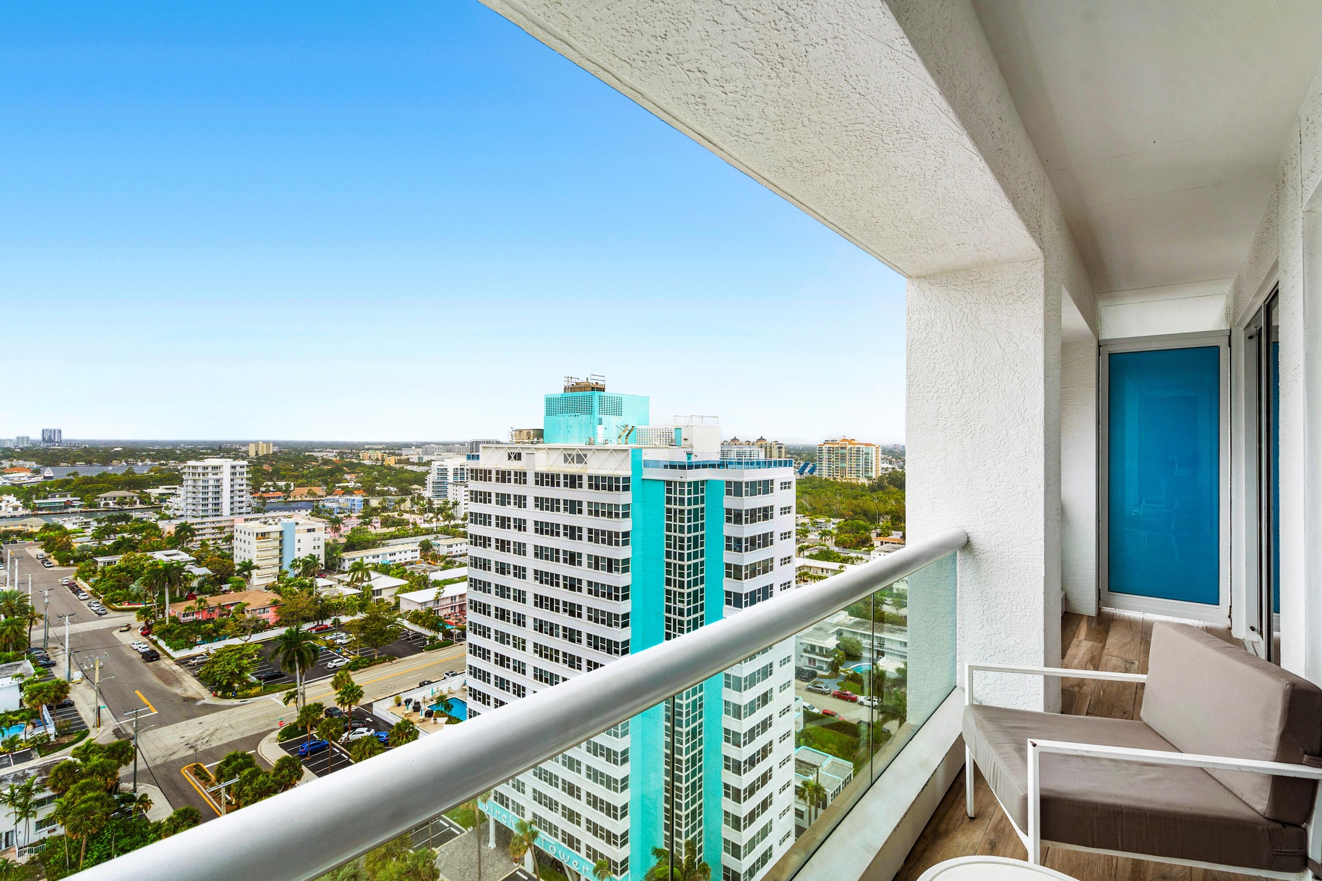 023-551NorthFortLauderdaleBeachBoulevard
