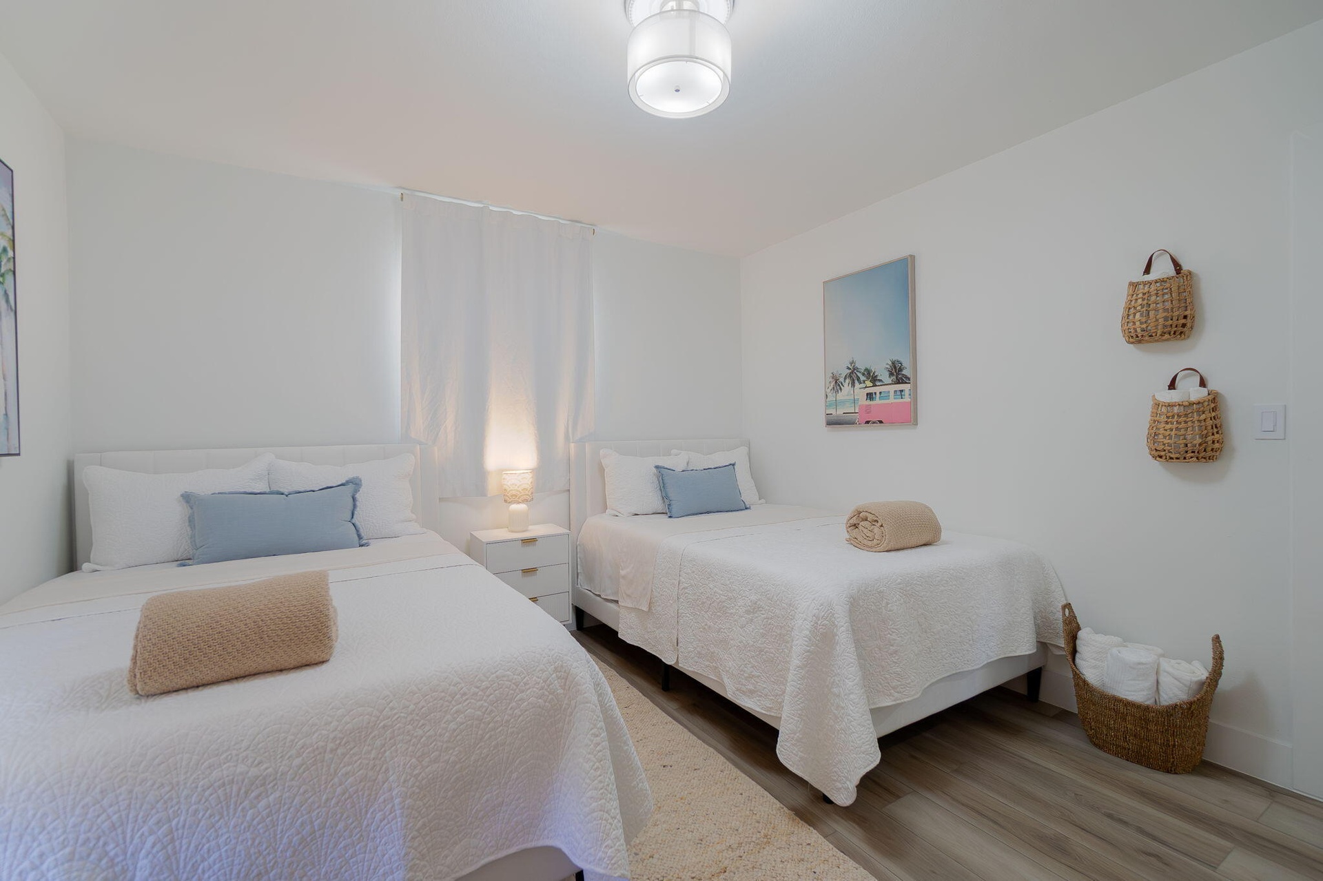 GUEST ROOM 1