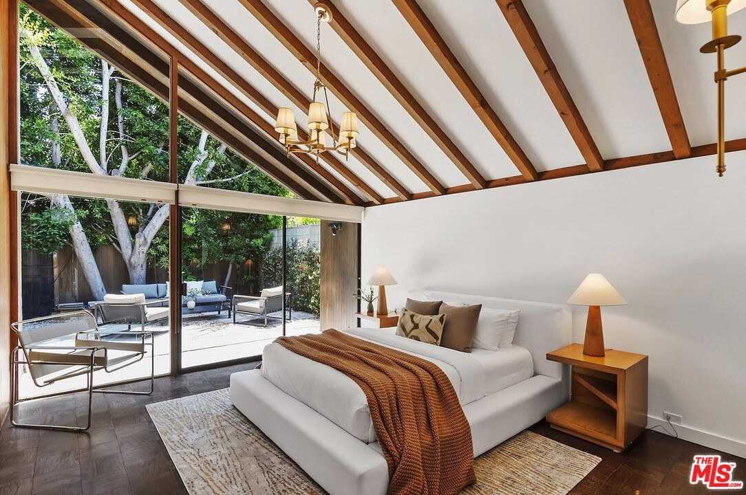 Downstairs Guest Bedroom with