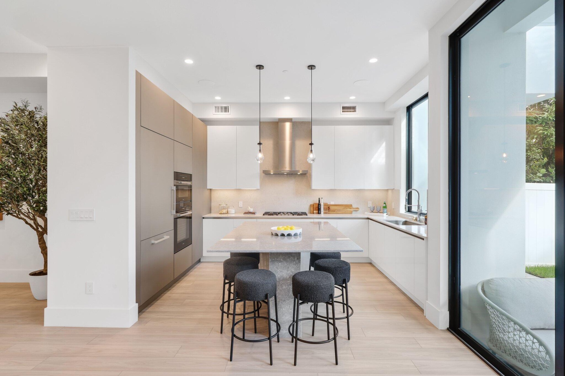 408 Southeast 2nd St - 24.jpg-SMALL