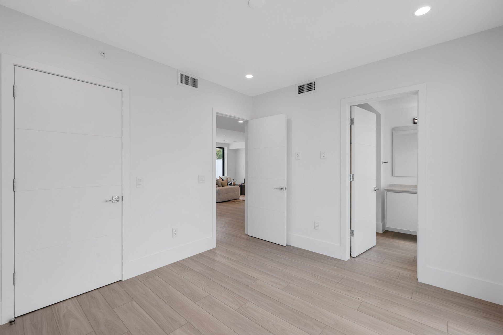 408 Southeast 2nd St - 77.jpg-SMALL