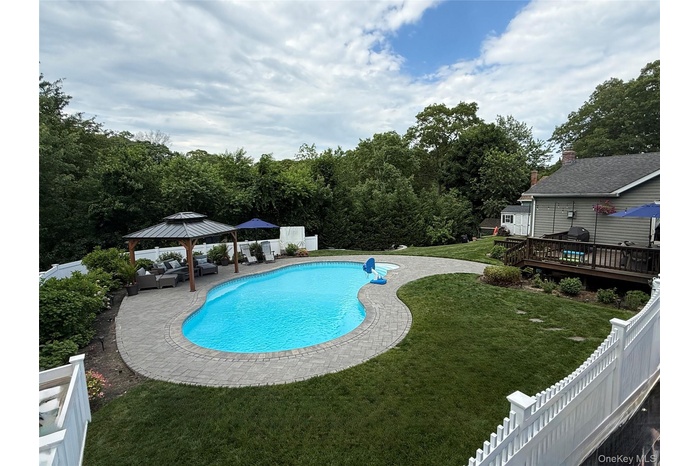 Beautiful new pool!