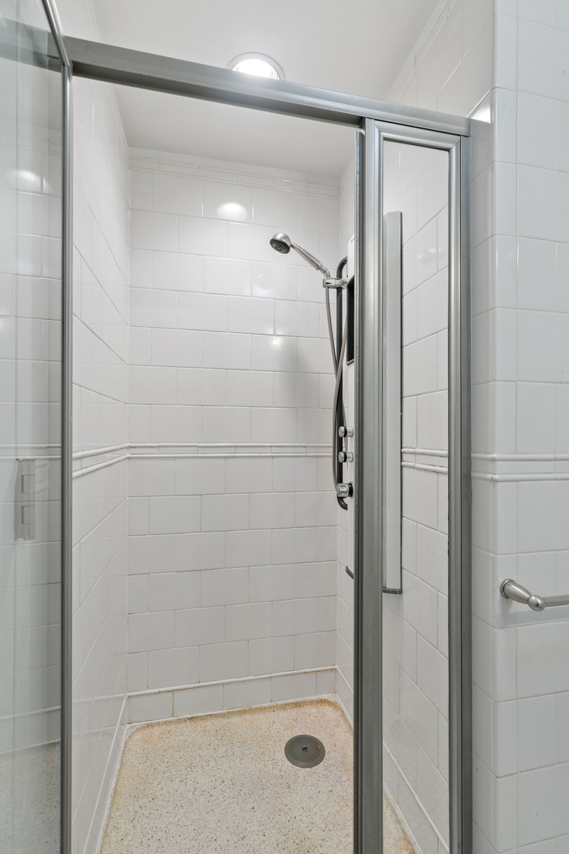 425 Fifth Avenue 23-D Murray Hill New York NY 10016