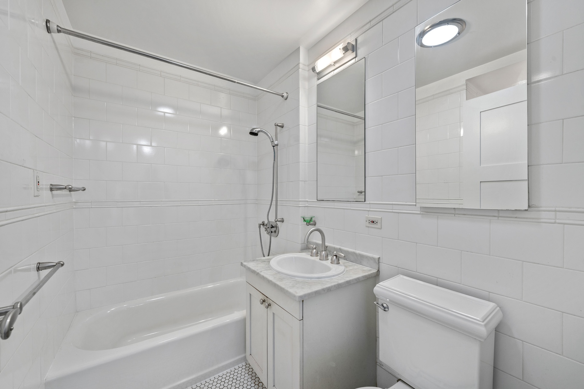 425 Fifth Avenue 23-D Murray Hill New York NY 10016