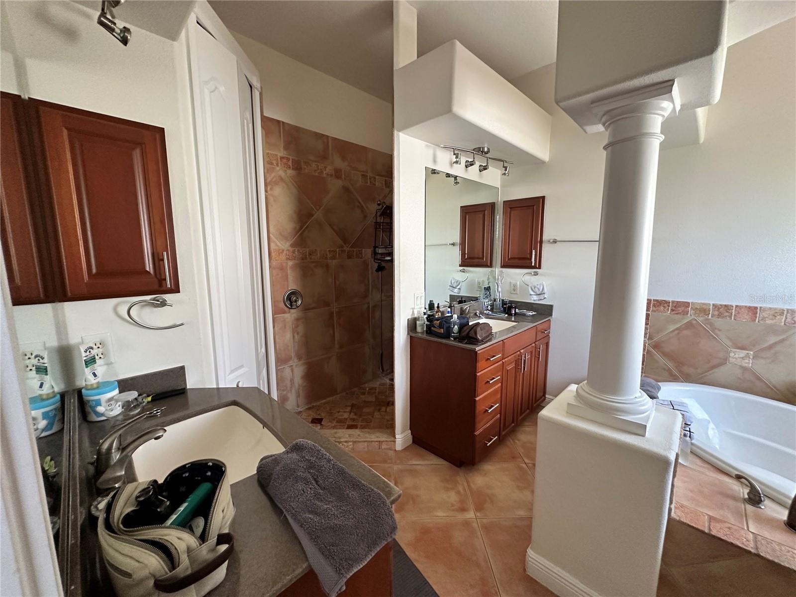2119 Montclair