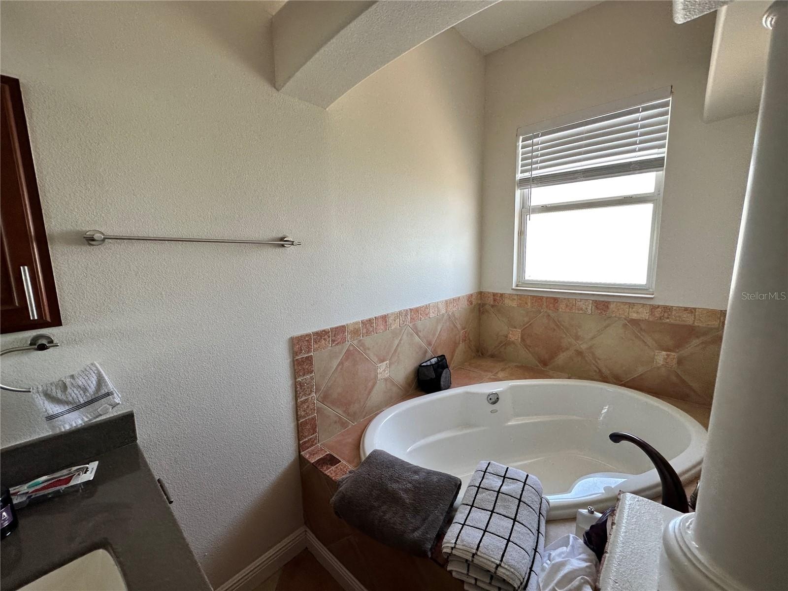 2119 Montclair